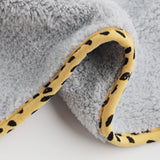 PET’S FAVORITE TOWEL , Premium High Quality Microfiber Pet Towel, Ultra-Absorbent, Quick Drying Towel,, Made in Korea